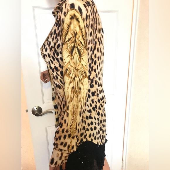 Just Cavalli animal print button down shirt. NWT in size M. - Picture 4 of 16
